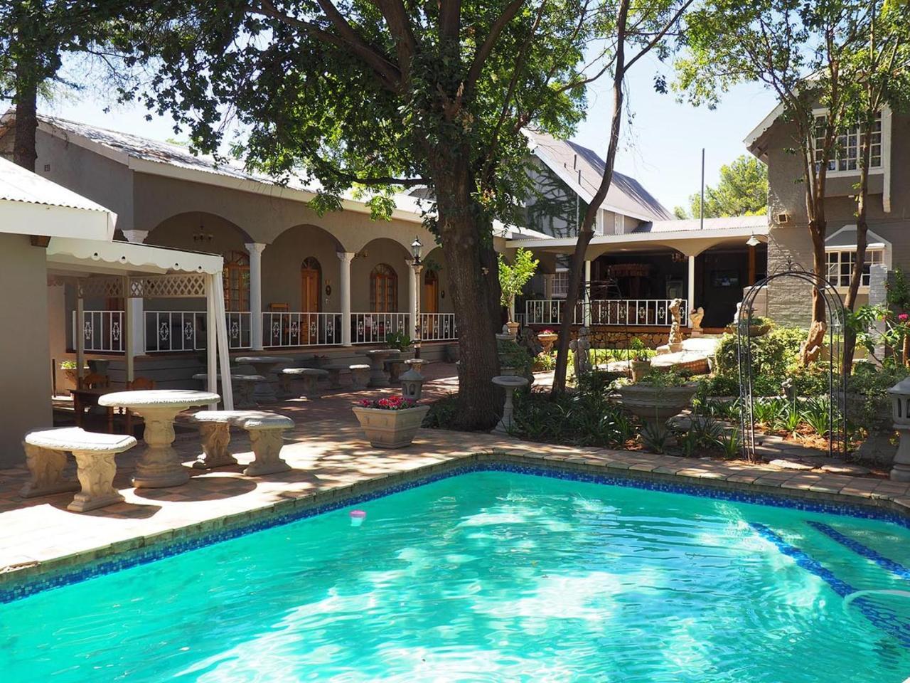 Hobbit Boutique Hotel Bloemfontein Exterior photo